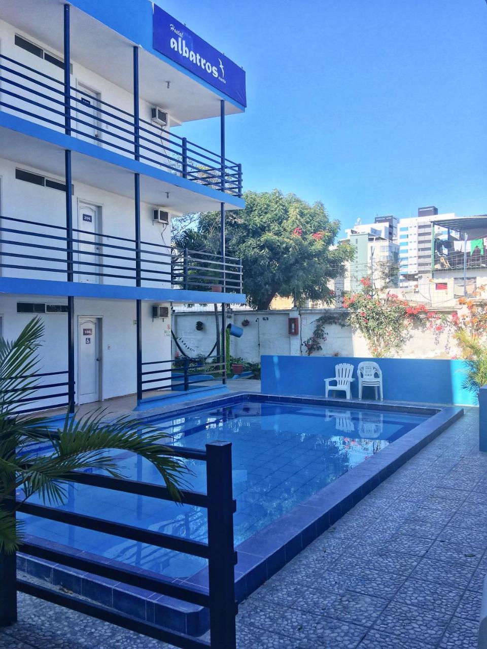 Hostal Albatros Manta Exterior foto